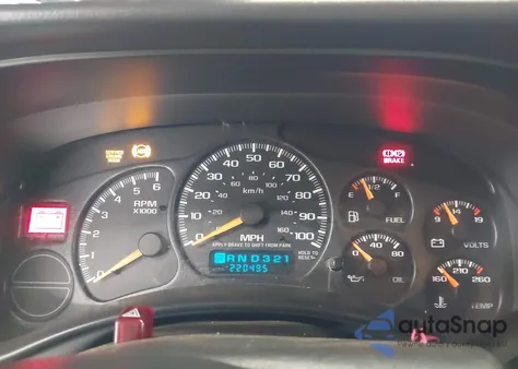 2001 Chevrolet Suburban 1500 Ls z USA, uszkodzony, nr VIN 3GNFK16TX1G257862